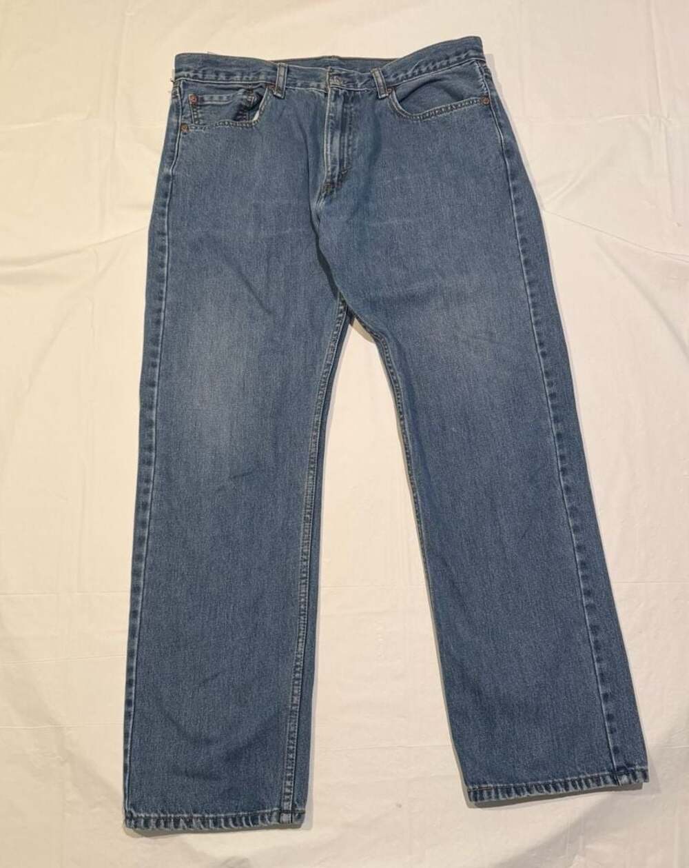 Levi's 505 Regular Fit Straight Leg Jeans Medium Wash 100% Cotton